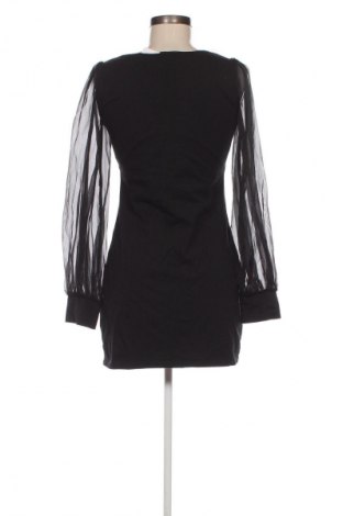 Kleid Ax Paris, Größe M, Farbe Schwarz, Preis 33,99 €