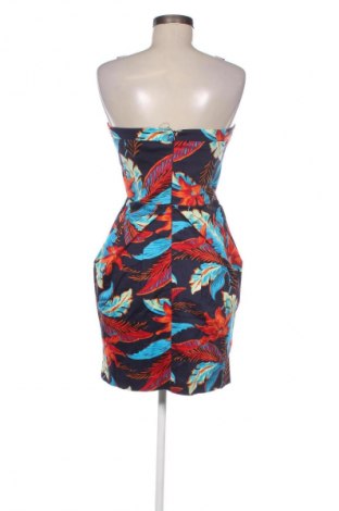 Rochie Ax Paris, Mărime M, Culoare Multicolor, Preț 156,99 Lei