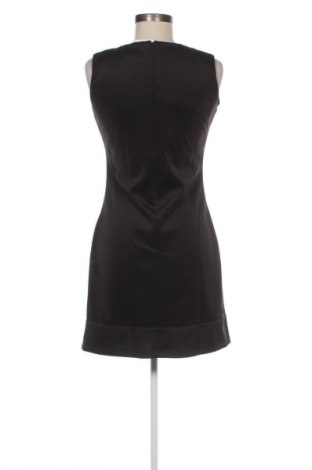 Kleid Ax Paris, Größe M, Farbe Schwarz, Preis 37,99 €