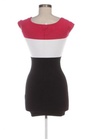 Sukienka Bebe, Rozmiar S, Kolor Kolorowy, Cena 177,99 zł
