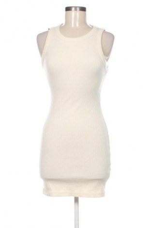 Kleid Bershka, Größe S, Farbe Ecru, Preis € 8,77
