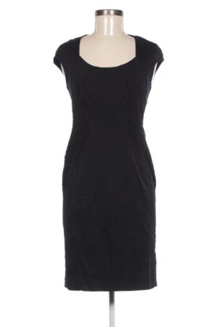 Ruha Blumarine, Méret M, Szín Fekete, Ár 25 559 Ft