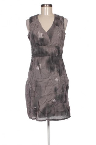 Kleid Dranella, Größe M, Farbe Grau, Preis € 29,99
