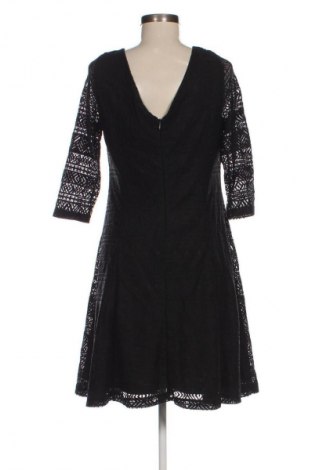 Sukienka Esprit, Rozmiar L, Kolor Czarny, Cena 157,99 zł