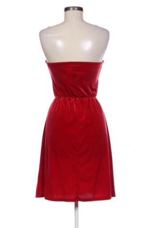 Kleid Even, Größe M, Farbe Rot, Preis € 4,99