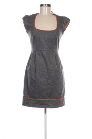 Kleid French Connection, Größe M, Farbe Grau, Preis € 57,99