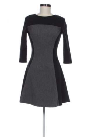 Šaty  H&M, Velikost S, Barva Vícebarevné, Cena  69,00 Kč