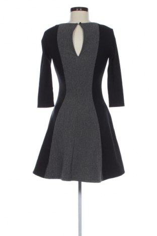 Šaty  H&M, Velikost S, Barva Vícebarevné, Cena  69,00 Kč