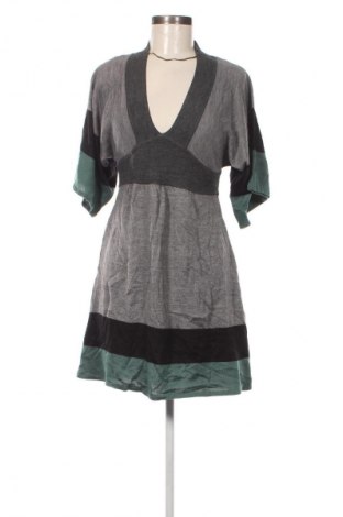 Kleid H&M, Größe M, Farbe Mehrfarbig, Preis 20,99 €