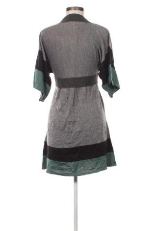 Kleid H&M, Größe M, Farbe Mehrfarbig, Preis 20,99 €