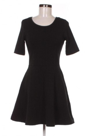 Kleid H&M Divided, Größe S, Farbe Schwarz, Preis € 3,47