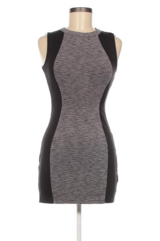 Kleid H&M Divided, Größe S, Farbe Mehrfarbig, Preis € 14,99