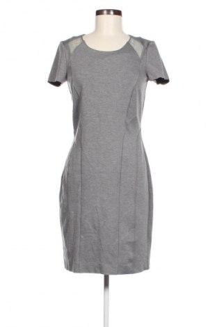 Kleid In Wear, Größe S, Farbe Grau, Preis € 12,99
