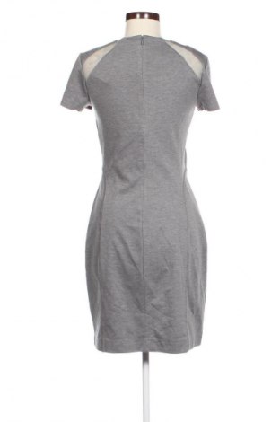 Kleid In Wear, Größe S, Farbe Grau, Preis € 12,99