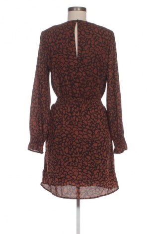 Sukienka Jacqueline De Yong, Rozmiar M, Kolor Kolorowy, Cena 14,99 zł