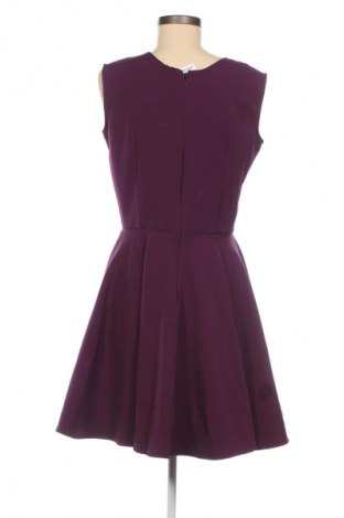 Kleid Megz, Größe M, Farbe Lila, Preis € 12,79