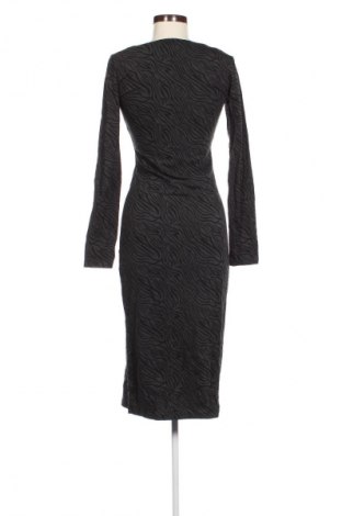 Kleid Modstrom, Größe M, Farbe Mehrfarbig, Preis € 11,99
