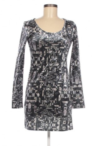 Rochie Monki, Mărime S, Culoare Multicolor, Preț 19,99 Lei