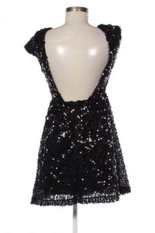 Kleid Nly One, Größe S, Farbe Schwarz, Preis 10,99 €