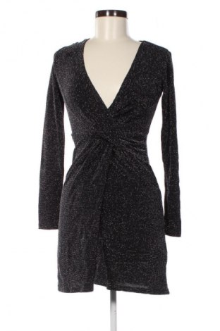 Sukienka Pull&Bear, Rozmiar S, Kolor Srebrzysty, Cena 21,99 zł