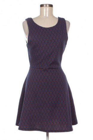 Φόρεμα Pull&Bear, Μέγεθος L, Χρώμα Πολύχρωμο, Τιμή 13,99 €