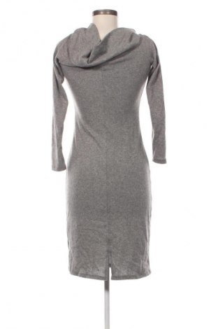 Kleid Reserved, Größe M, Farbe Grau, Preis 20,99 €