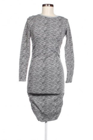 Kleid Selected Femme, Größe S, Farbe Grau, Preis € 12,99