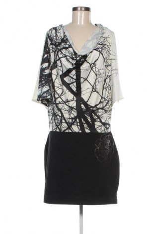 Kleid Smash, Größe XL, Farbe Mehrfarbig, Preis 18,99 €