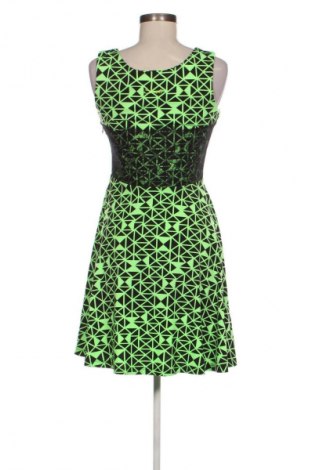 Kleid Smash, Größe M, Farbe Mehrfarbig, Preis 13,99 €
