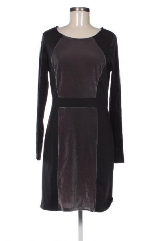 Rochie Smash, Mărime M, Culoare Multicolor, Preț 19,99 Lei