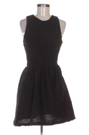 Kleid Topshop, Größe M, Farbe Schwarz, Preis 33,99 €