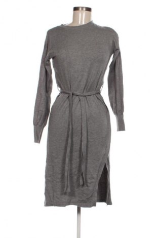 Kleid VILA, Größe S, Farbe Grau, Preis € 18,99