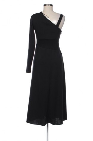 Rochie Zara, Mărime L, Culoare Negru, Preț 110,99 Lei