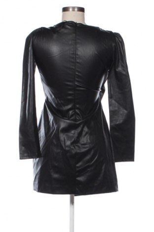 Sukienka Zara, Rozmiar S, Kolor Czarny, Cena 88,99 zł