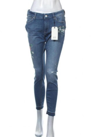 Damskie jeansy Q/S by S.Oliver, Rozmiar M, Kolor Niebieski, 82% bawełna, 16% poliester, 2% elastyna, Cena 111,15 zł