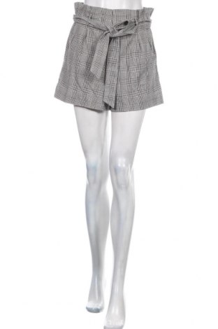 Дамски къс панталон Zara Trafaluc, Размер M, Цвят Сив, Цена 12,18 лв.