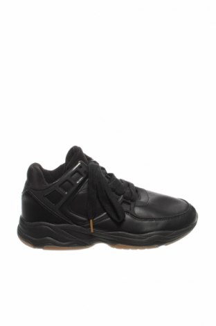 Мъжки обувки Pull&Bear, Размер 40, Цвят Черен, Еко кожа, Цена 27,60 лв.