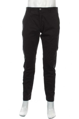 Мъжки панталон Hugo Boss, Размер M, Цвят Черен, 98% памук, 2% еластан, Цена 258,30 лв.