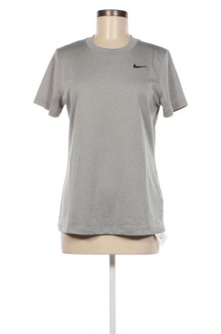 Дамска тениска Nike, Размер M, Цвят Сив, Полиестер, Цена 109,00 лв.