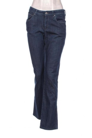Дамски дънки Armani Jeans, Размер S, Цвят Син, 98% памук, 2% еластан, Цена 161,00 лв.
