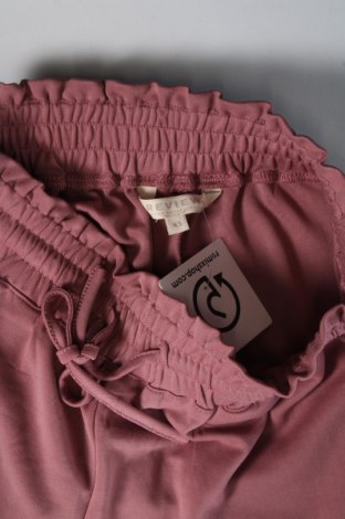 Pantaloni scurți de femei Review, Mărime XS, Culoare Mov deschis, Preț 63,16 Lei