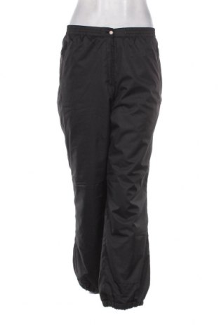Дамски спортен панталон Umbro, Размер L, Цвят Черен, Полиестер, Цена 45,00 лв.