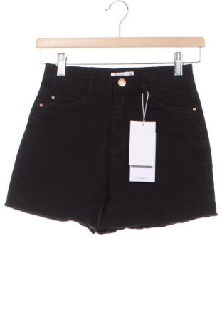 Детски къс панталон Name It, Размер 11-12y/ 152-158 см, Цвят Черен, 80% памук, 18% полиестер, 2% еластан, Цена 36,00 лв.