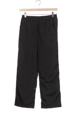 Детски панталон за зимни спортове Umbro, Размер 8-9y/ 134-140 см, Цвят Черен, Цена 16,10 лв.