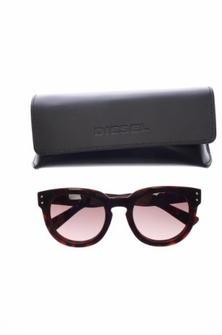 Слънчеви очила Diesel, Цвят Черен, Цена 332,00 лв.