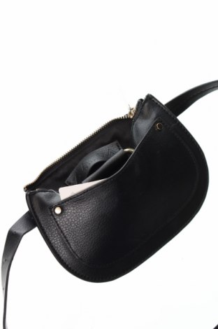 Чанта за кръст Zara, Цвят Черен, Цена 18,00 лв.