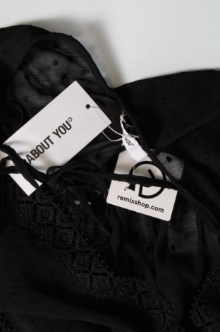 Дамска блуза About You, Размер M, Цвят Черен, Цена 40,00 лв.