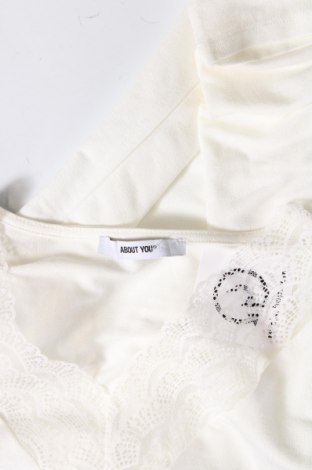Γυναικεία μπλούζα About You, Μέγεθος M, Χρώμα Λευκό, Τιμή 20,62 €