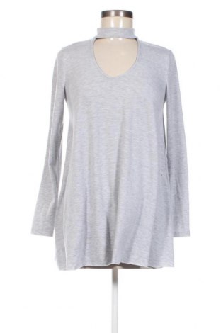 Damen Shirt Bershka, Größe S, Farbe Grau, Preis 1,98 €