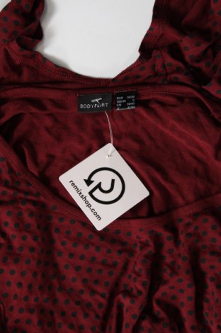 Дамска блуза Body Flirt, Размер S, Цвят Червен, Цена 4,94 лв.